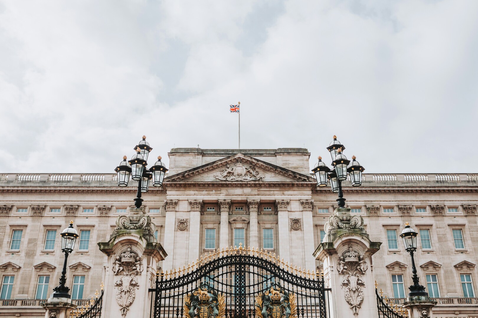 Buckingham Palace main facade